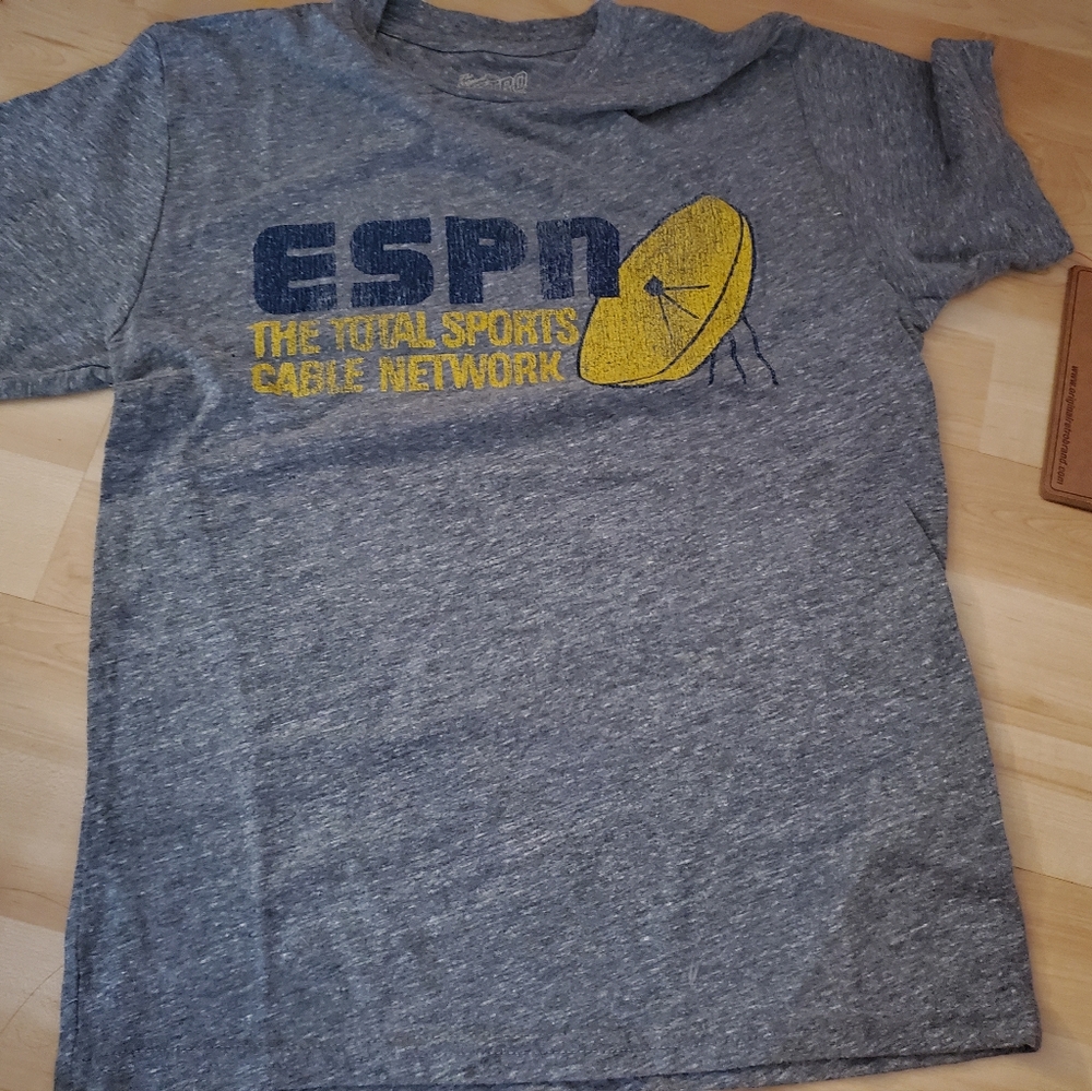 NWT ESPN youth medium shirt